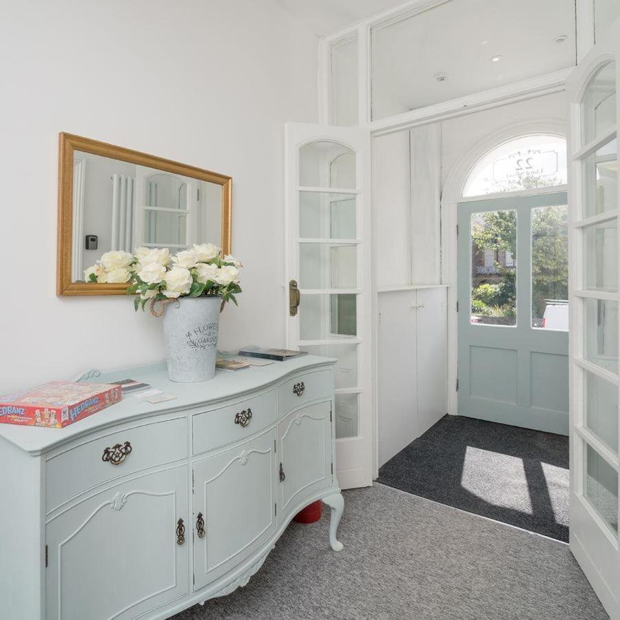 Sea Nest Apartment By Seaside Llandudno Buitenkant foto